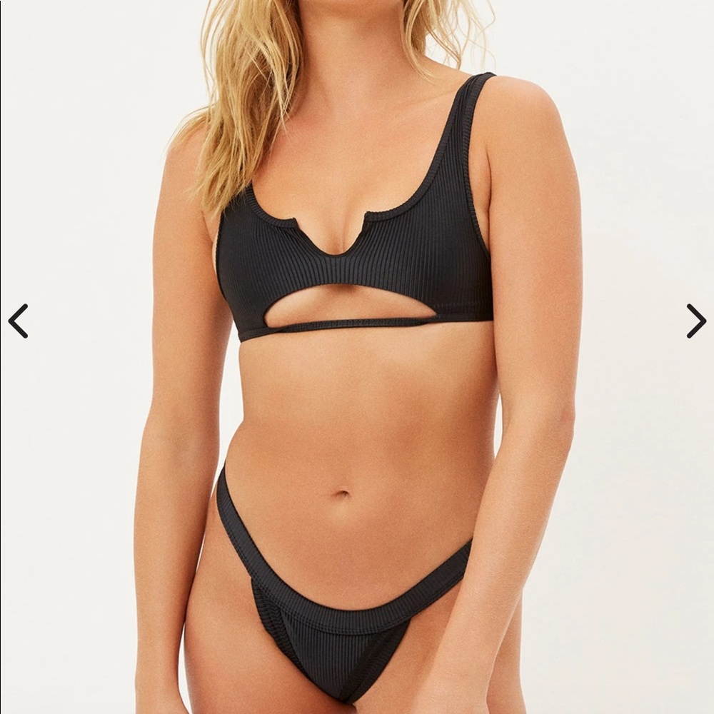 Frankies Bikinis Cole Bikini top M black